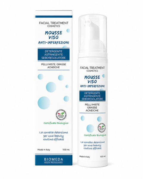 Mousse viso con acne e pori dilatati